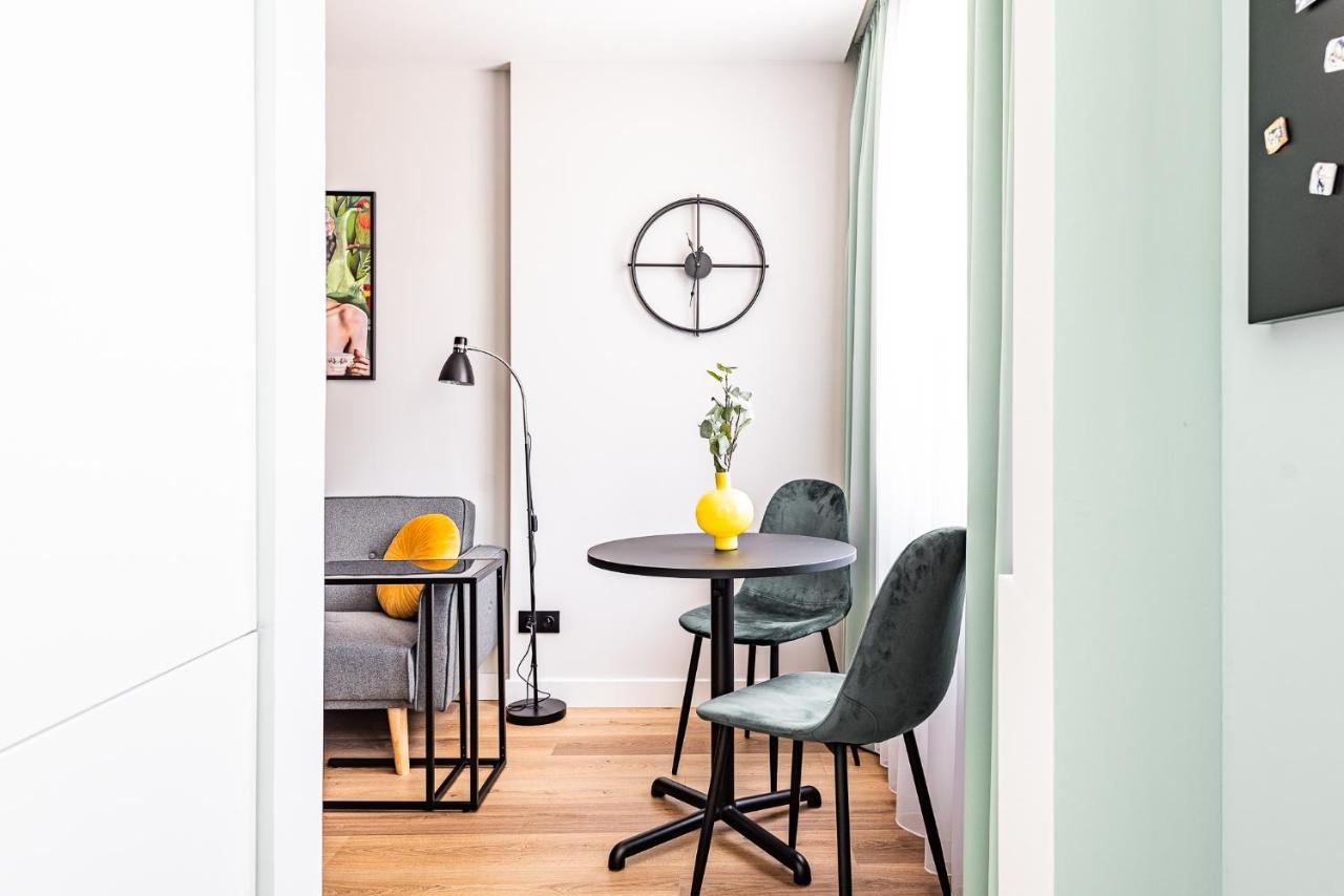 Apartment Frida Katowice Ligota Near Hospitals & Sum ภายนอก รูปภาพ